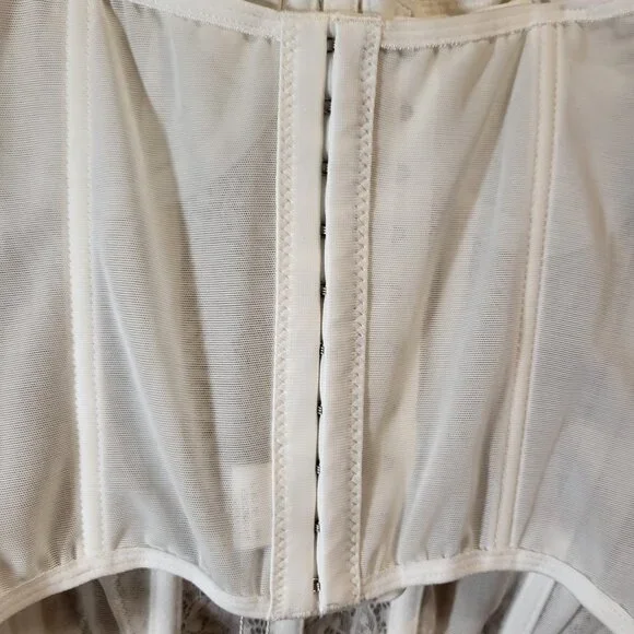 Dealmore Corset Top w/Spaghetti Straps Size Large White NEW - Picture 3 of 7
